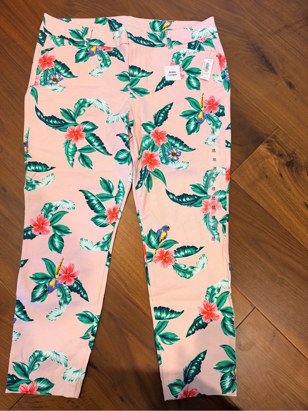 Old Navy Pink Tropical Floral Cropped Leggings